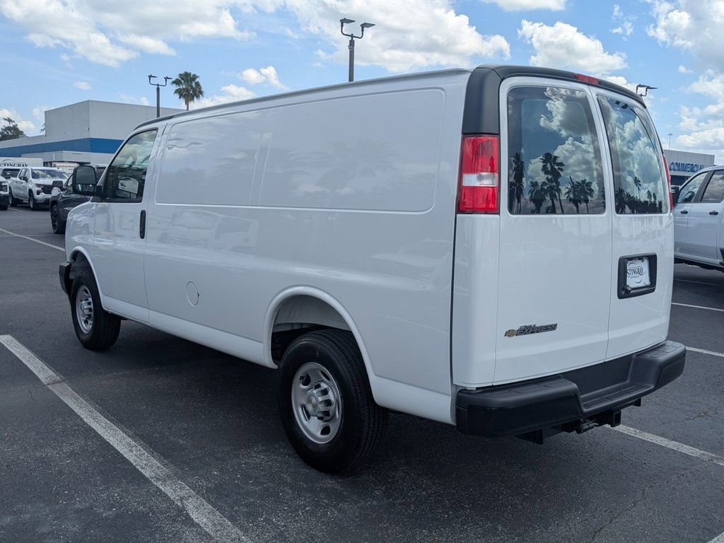 2025 Chevrolet Express Cargo Work Van - Photo 6