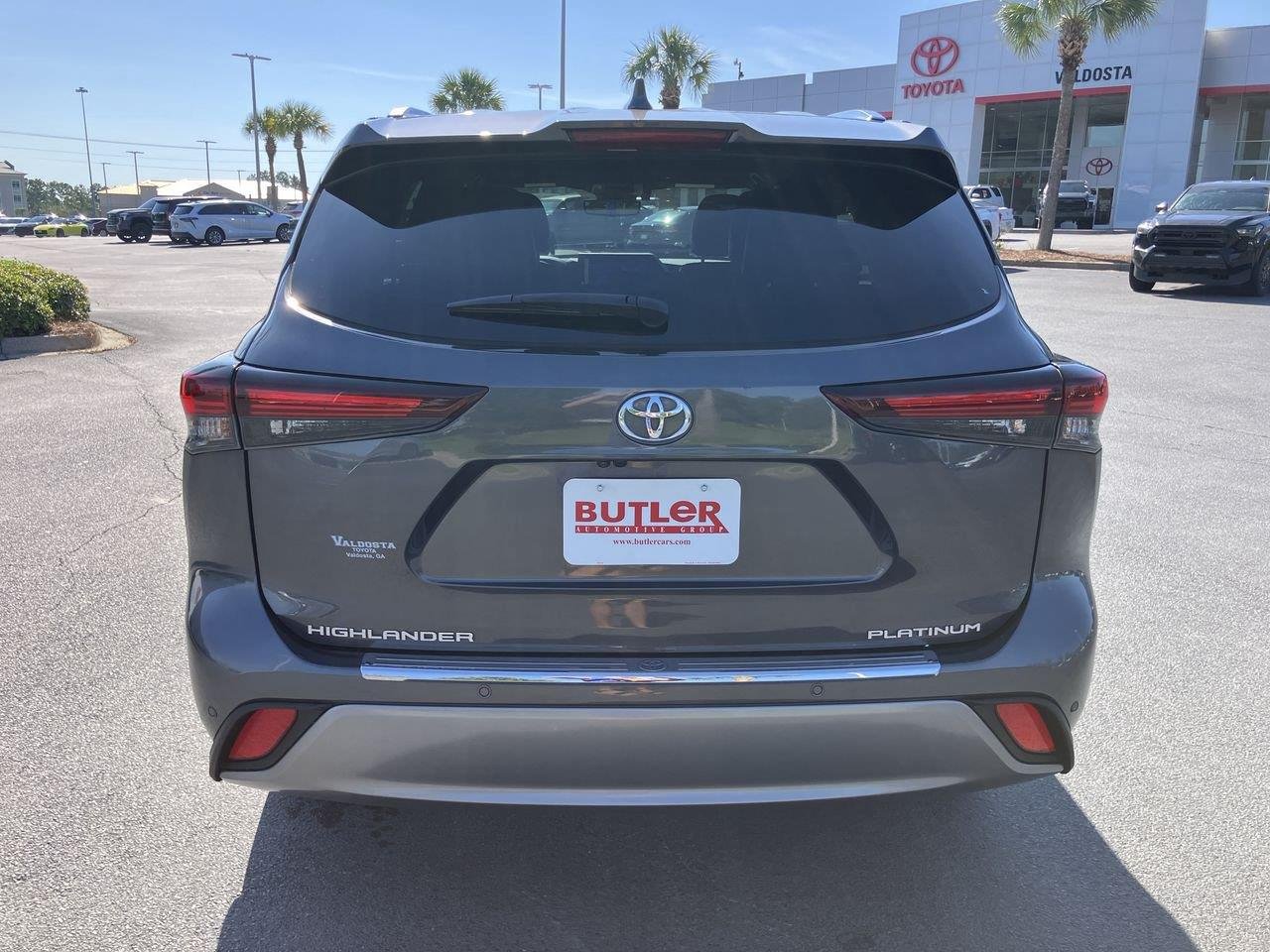 Used 2024 Gray (Magnetic Gray Metallic) Toyota Platinum image 4