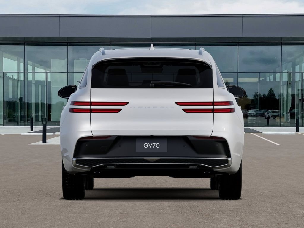 New 2027 White Genesis 2.5T Select image 7