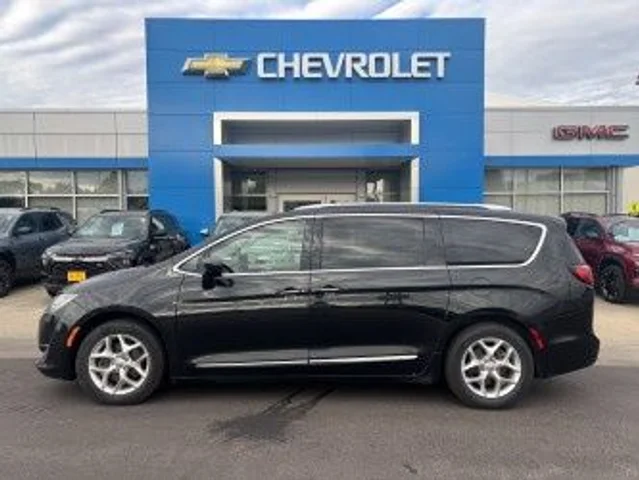 2018 Chrysler Pacifica Touring L Plus