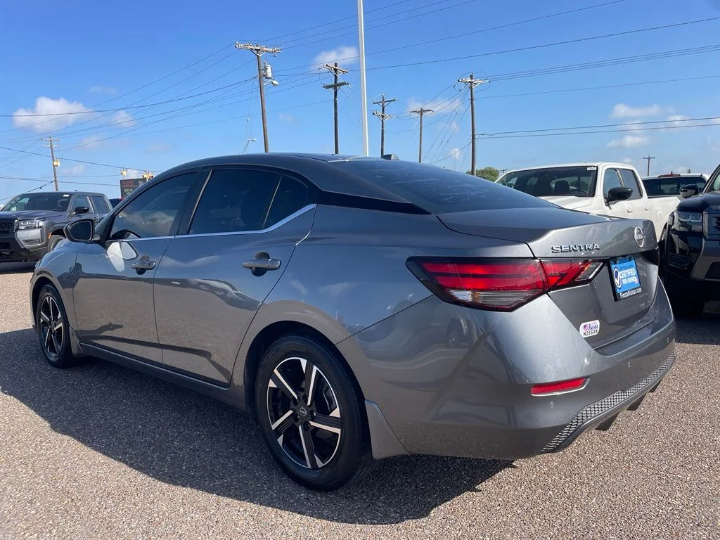 Used 2024 Gray Nissan SV image 5