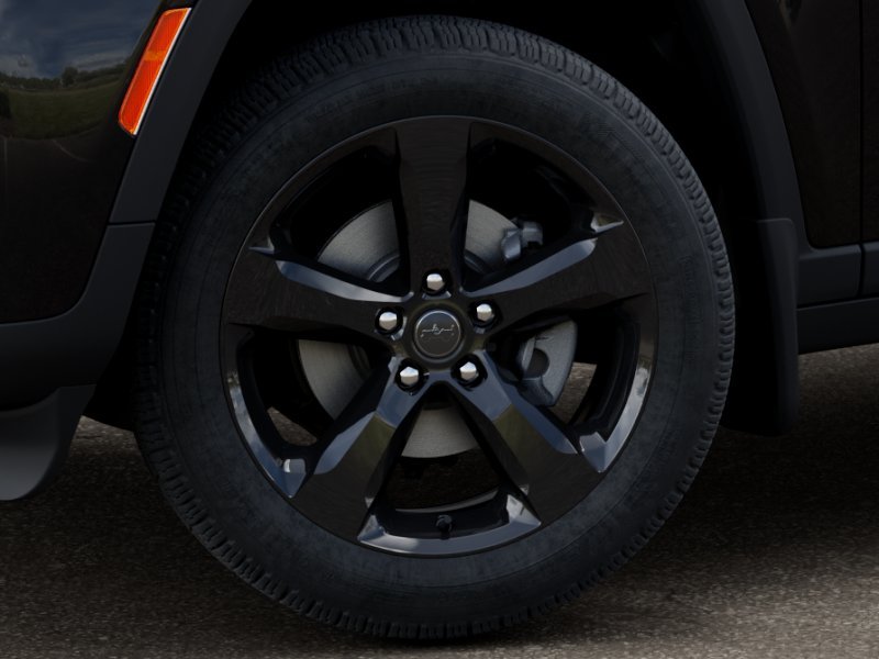 New 2027 High-Gloss Black Paint Jeep Limited image 34