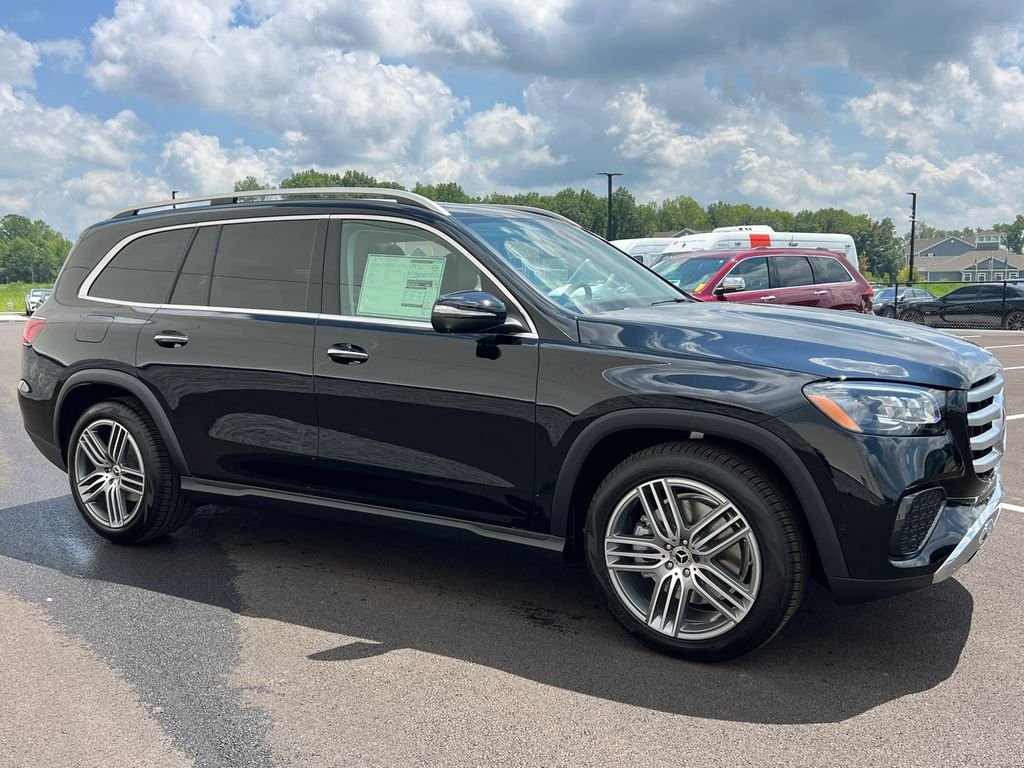 New 2026 Black Mercedes-Benz GLS 450 image 2