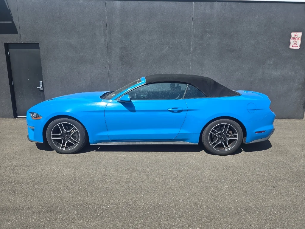 Used 2023 Grabber Blue Metallic Ford EcoBoost Premium image 2