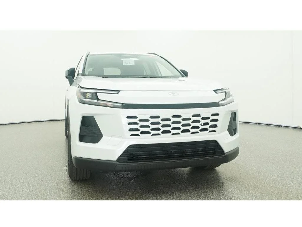 New 2026 Wind Chill Pearl Toyota XLE Premium image 37