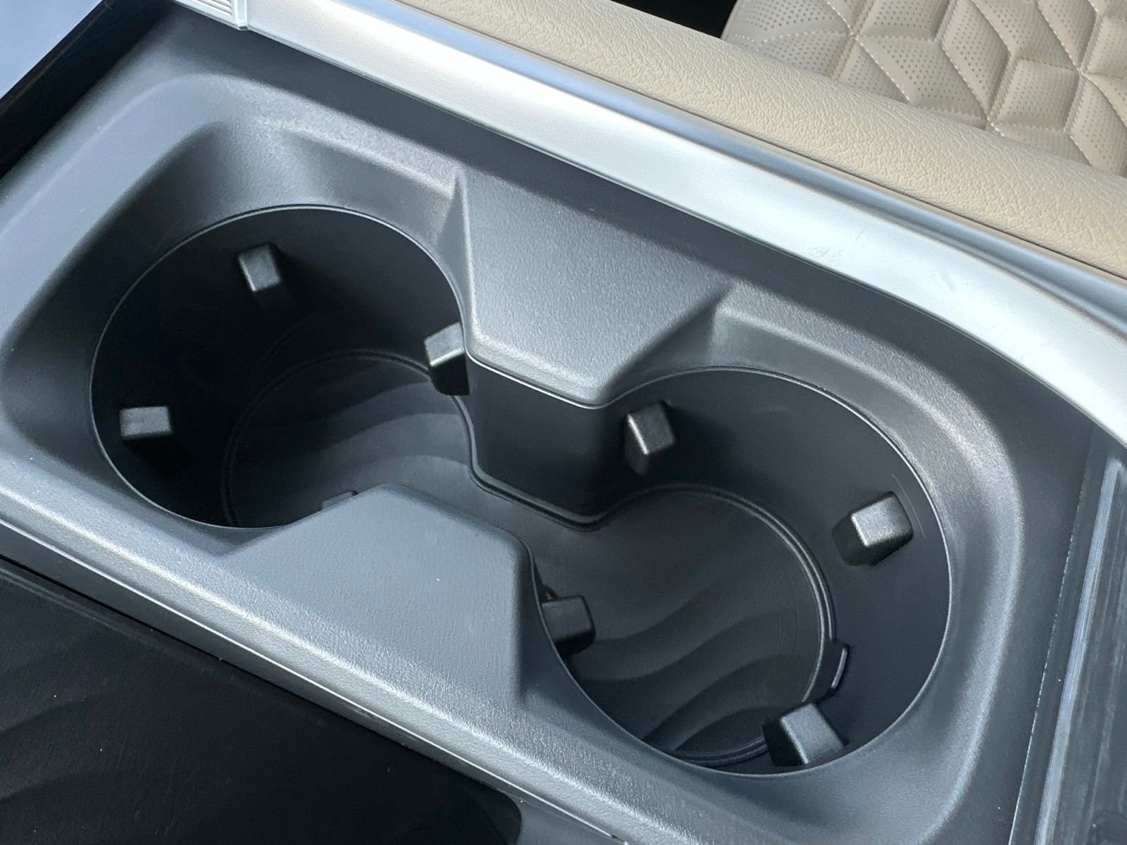 New 2026 White Nissan Platinum image 83
