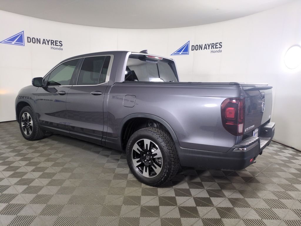Used 2020  Honda RTL image 3