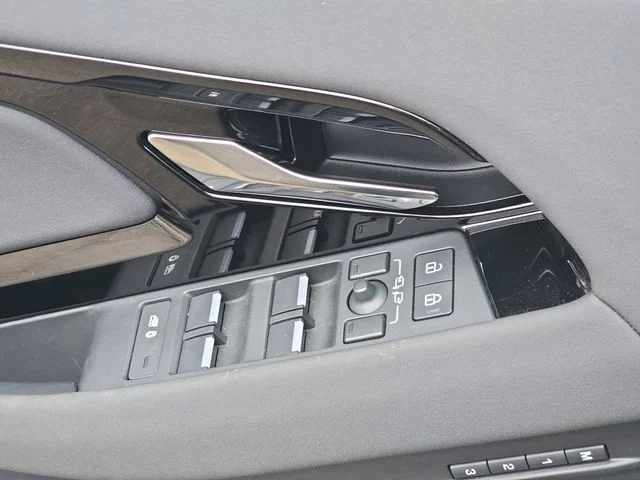 Certified Used 2025 Black Land Rover S image 30