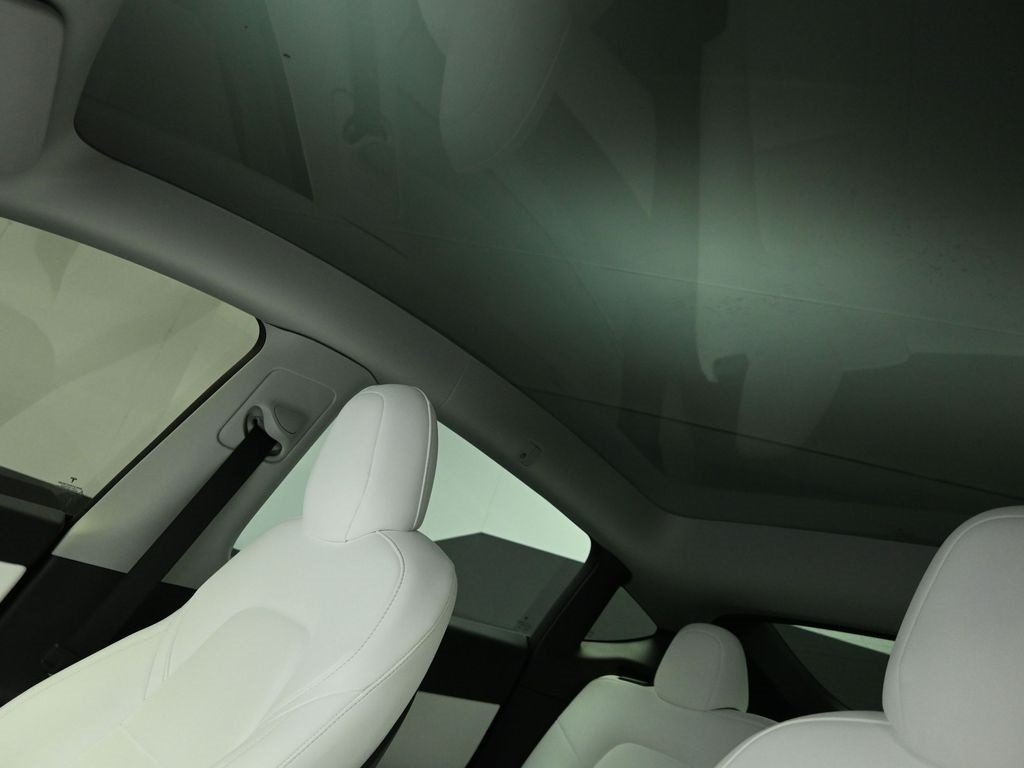 2022 TESLA MODEL Y - Image 10