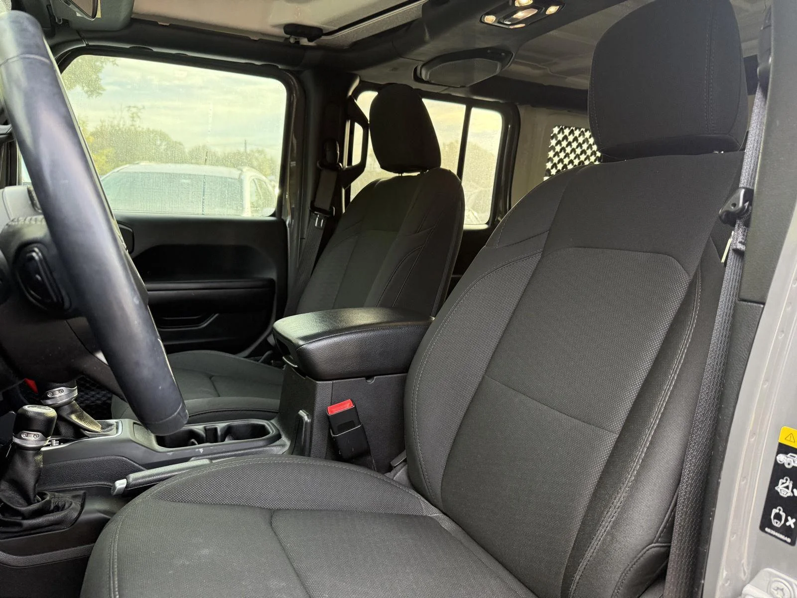 Used 2020 Sting-Gray Clearcoat Jeep Sport S image 10
