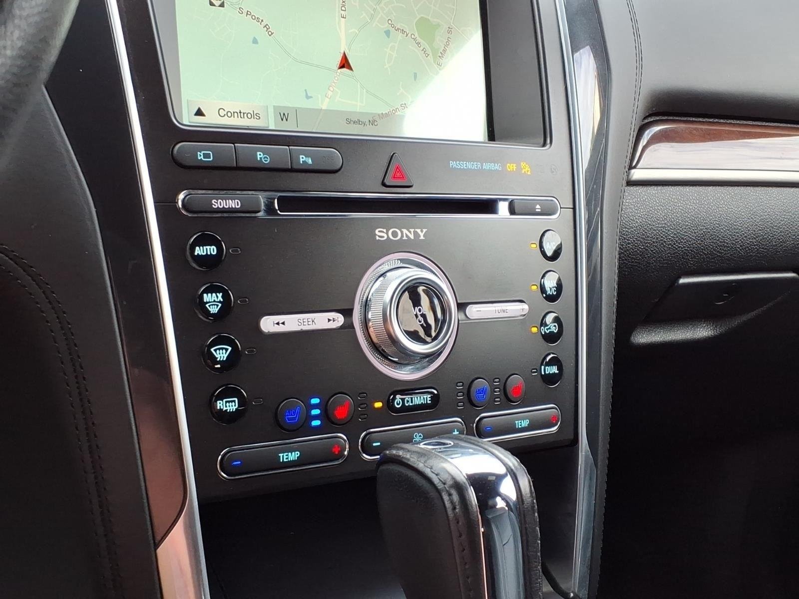 Used 2018 Magnetic Metallic Ford Platinum image 26