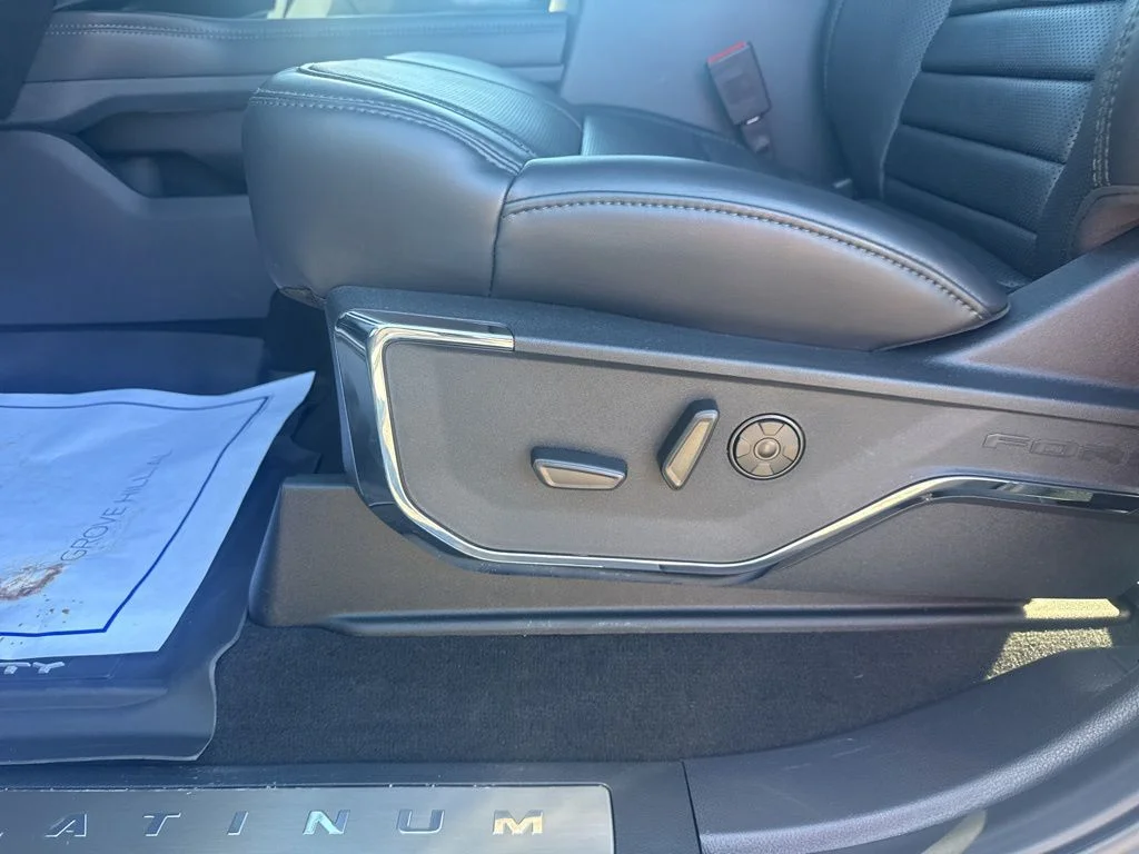 New 2026 Glacier Gray Metallic Tri-Coat Ford F-250® Platinum® image 35