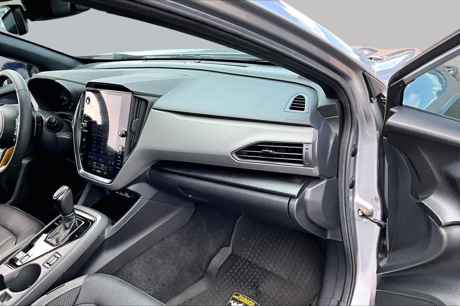 Used 2025 Ice Silver Metallic Subaru Wilderness image 16