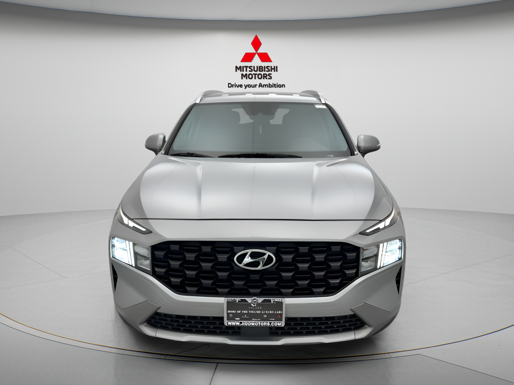 Used 2023 Shimmering Silver Hyundai SEL AWD image 2