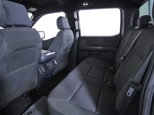 Used 2024 Black Ford XLT image 17