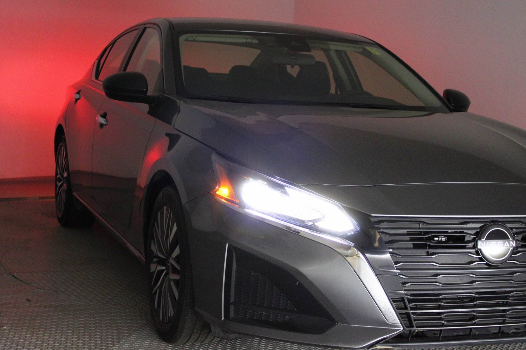 Used 2024 Gun Metallic Nissan 2.5 SV Sedan image 11