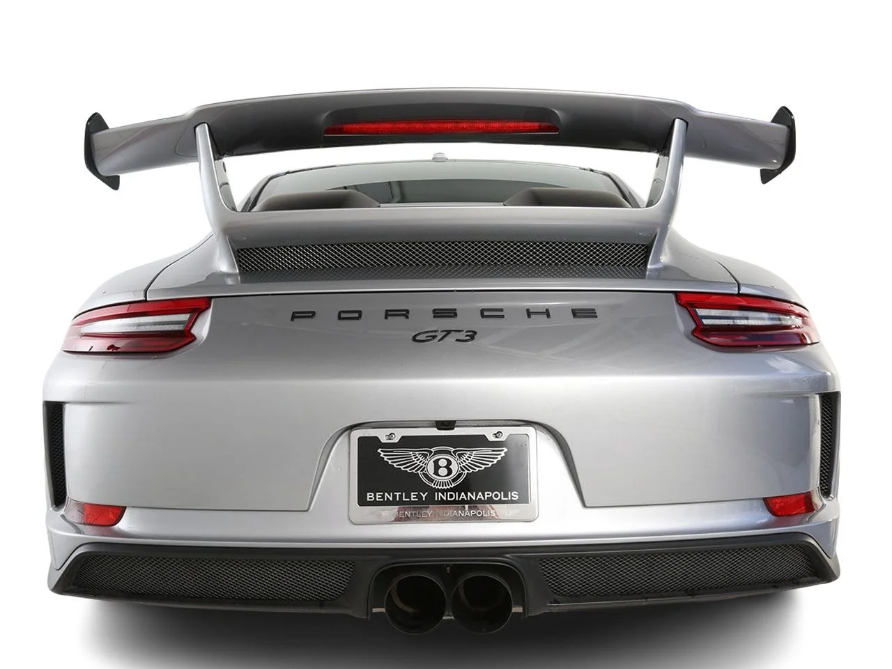 Used 2018 Silver Porsche GT3 image 11