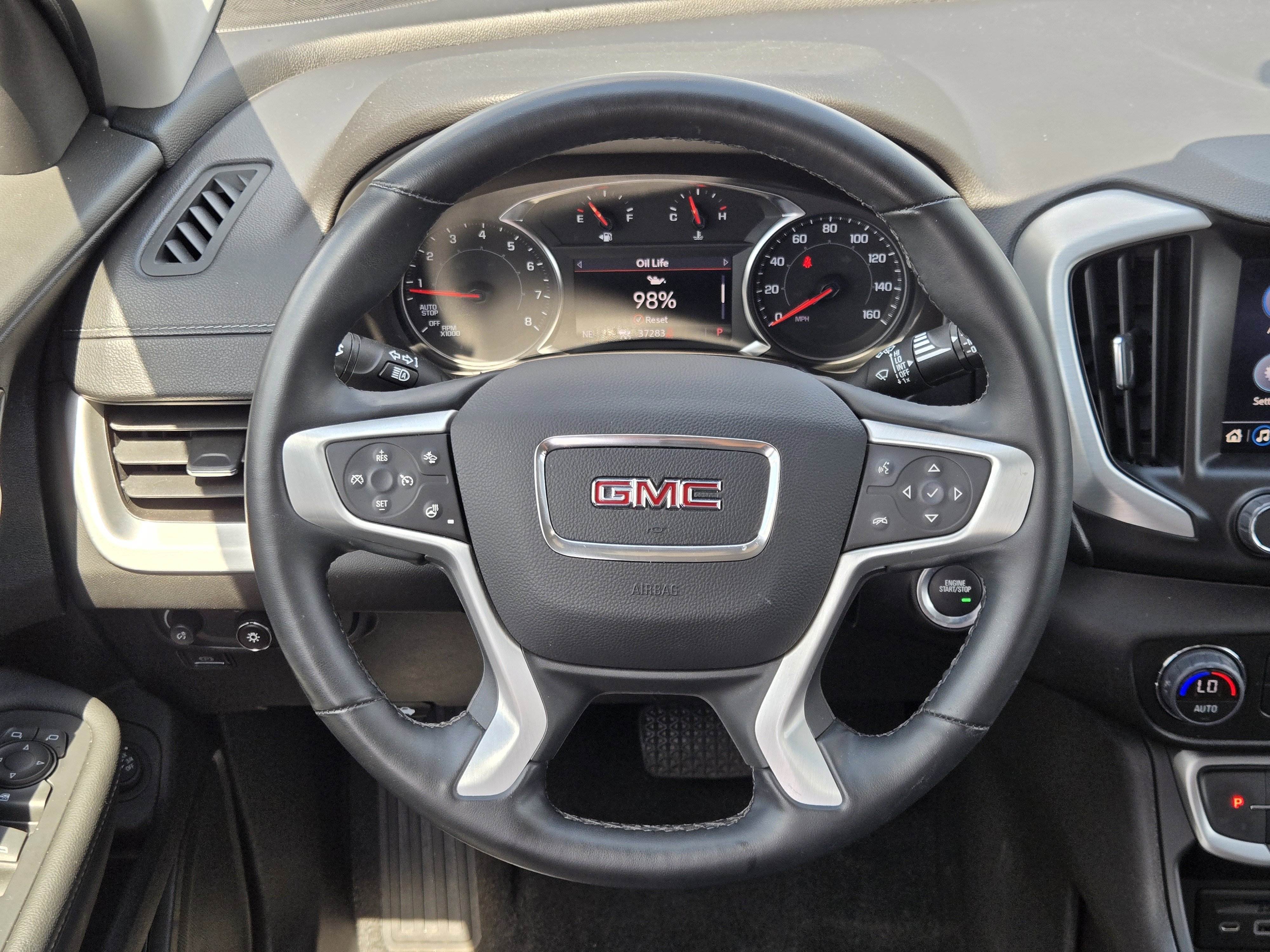 2024 GMC Terrain SLT - Photo 17