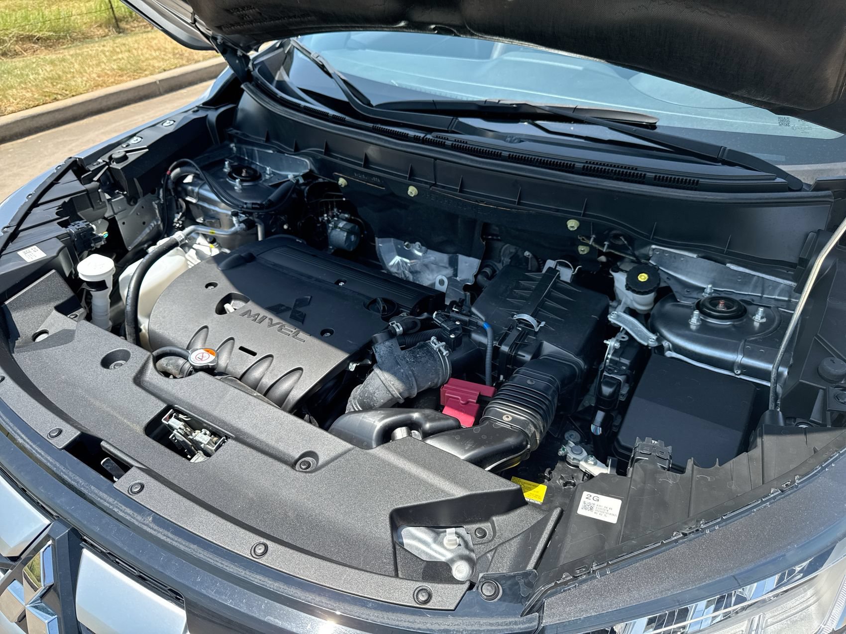Used 2025 Gray Mitsubishi S image 25