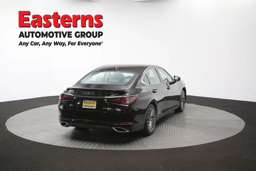 Used 2020 Black Lexus 350 Luxury image 43