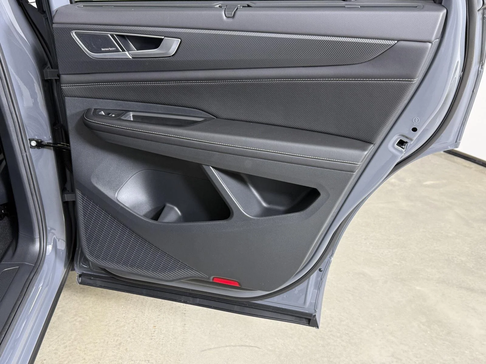 New 2026 Pure Gray Volkswagen 2.0T SEL Premium R-Line image 17