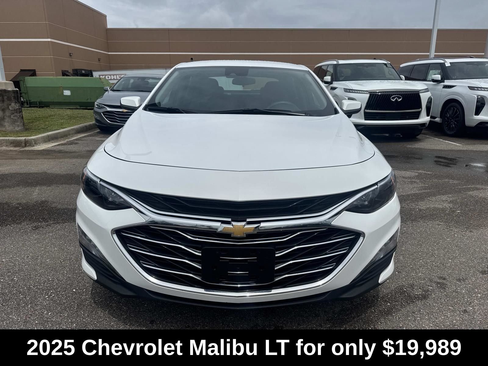 Used 2025 White Chevrolet LT image 2