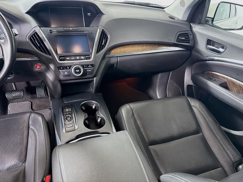 Used 2019 White Diamond Pearl Acura w/Technology Pkg image 24