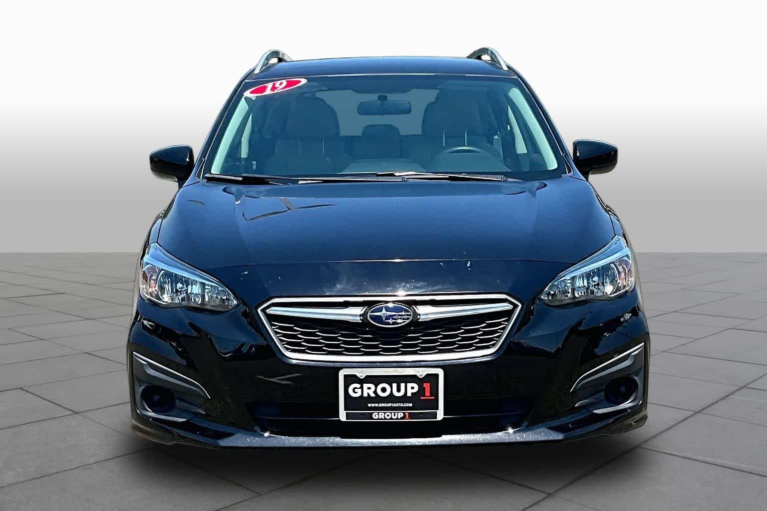 Used 2019 Crystal Black Silica Subaru Premium image 3