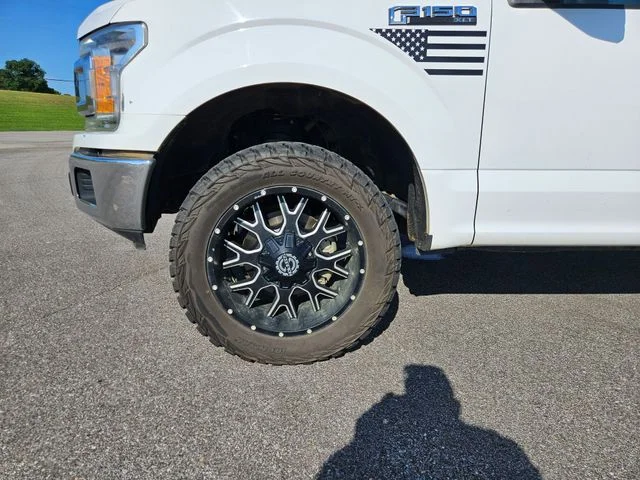 Used 2018 White Ford XLT image 26