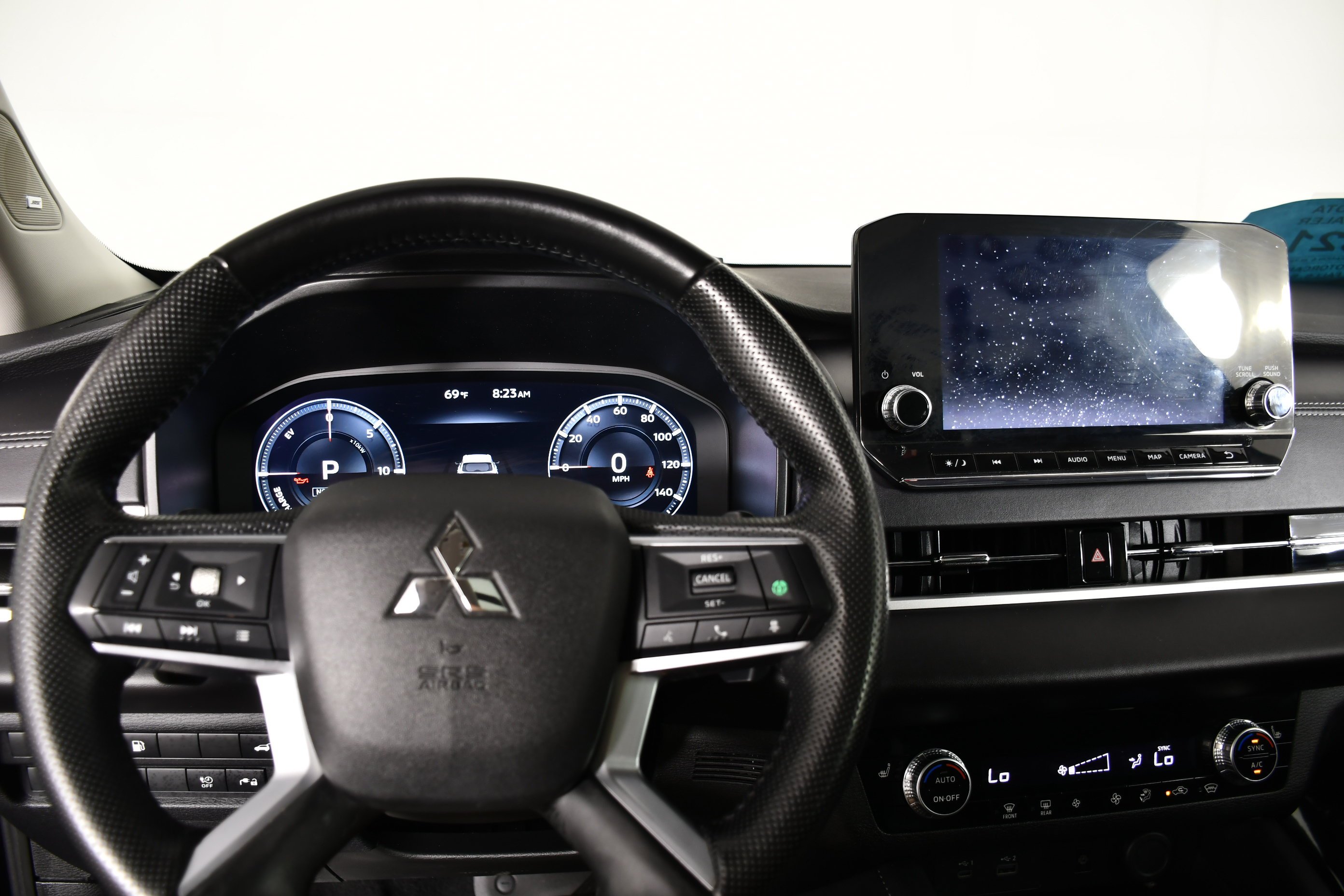 Certified Used 2024 Black Diamond Mitsubishi SE image 16