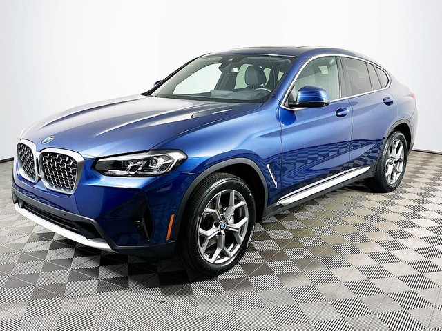 2025 BMW X4 xDrive30i
