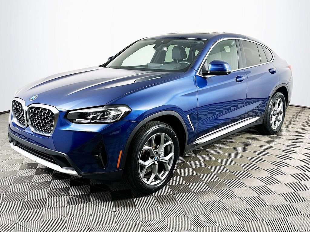 2025 BMW X4
