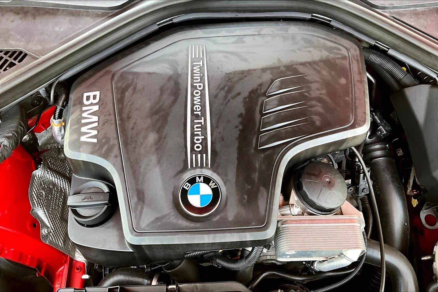 Used 2016 Melbourne Red Metallic BMW 328i image 33