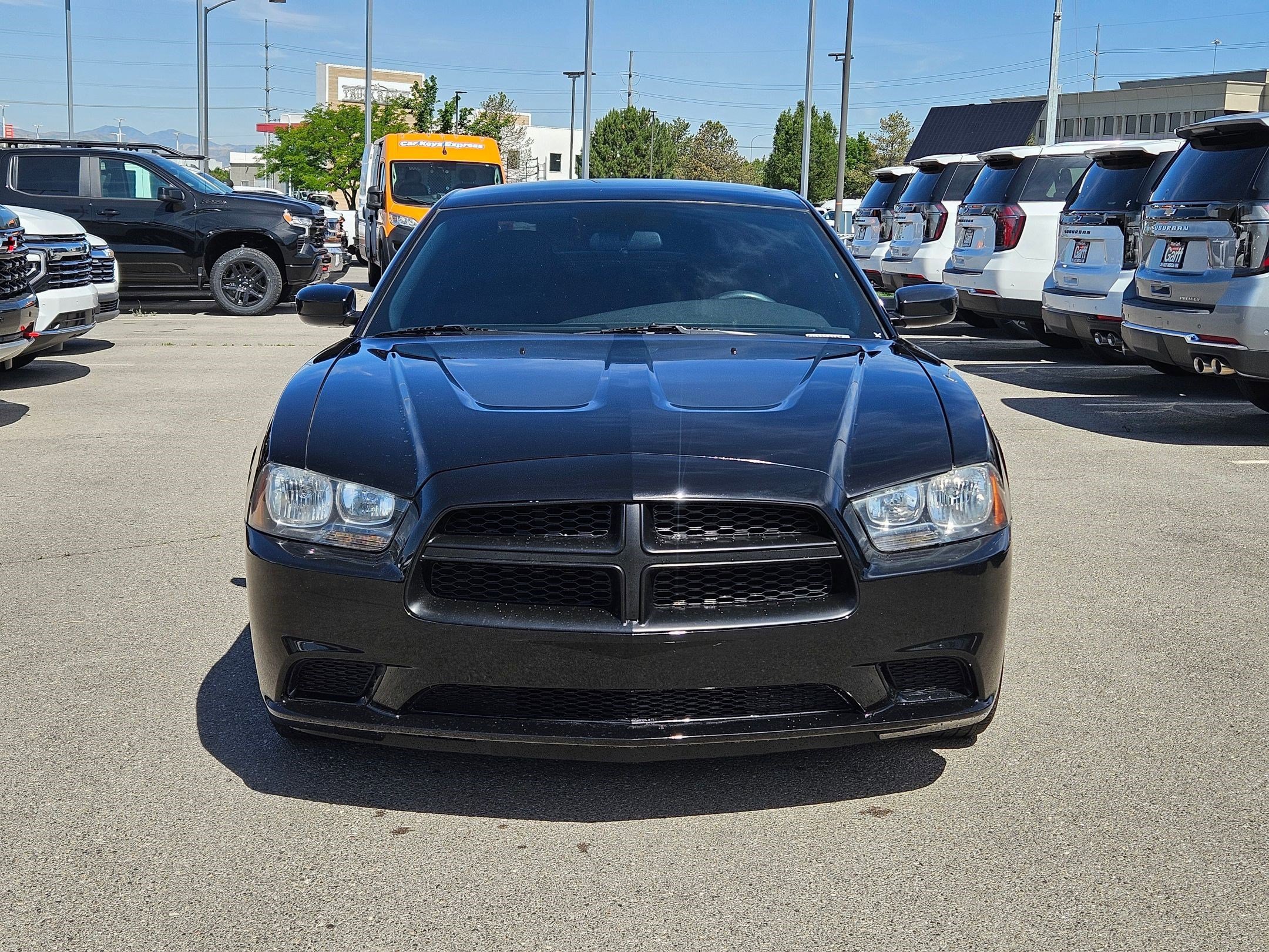 Used 2012 Pitch Black Dodge SE image 9
