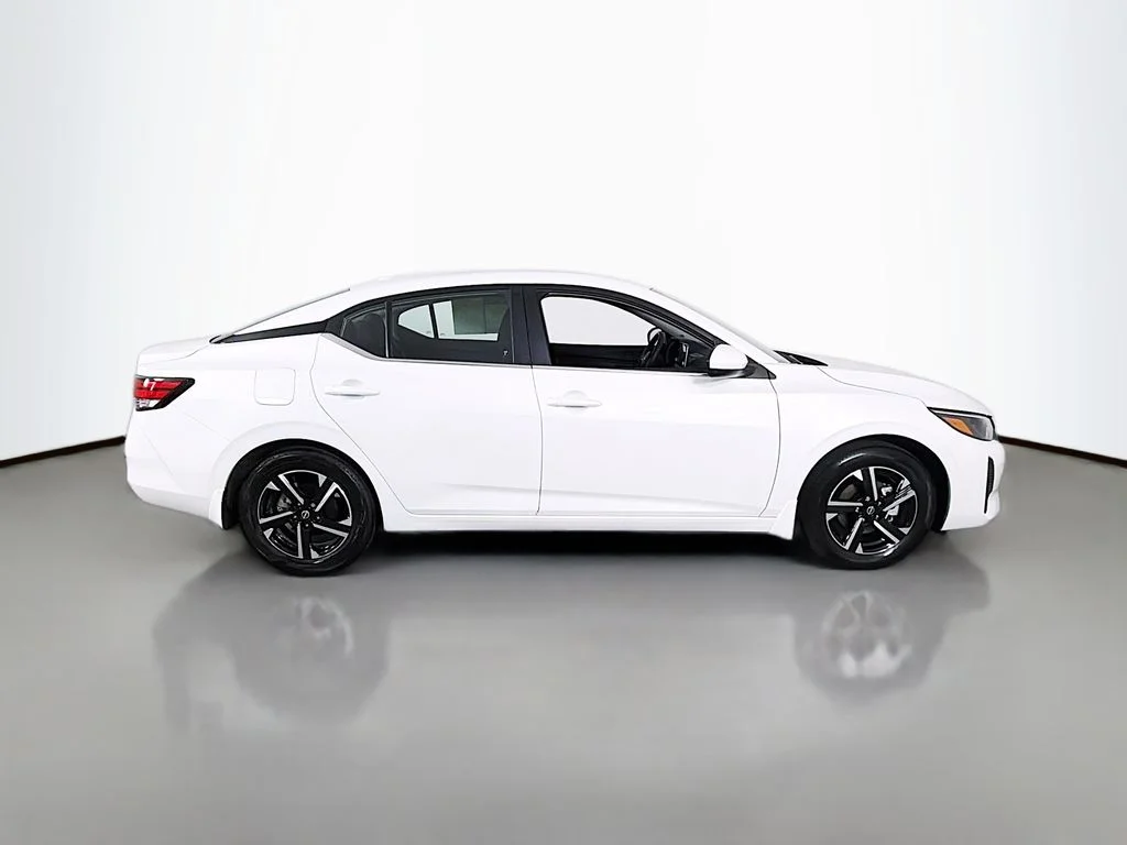 Used 2025 Aspen White Tricoat Nissan SV image 8