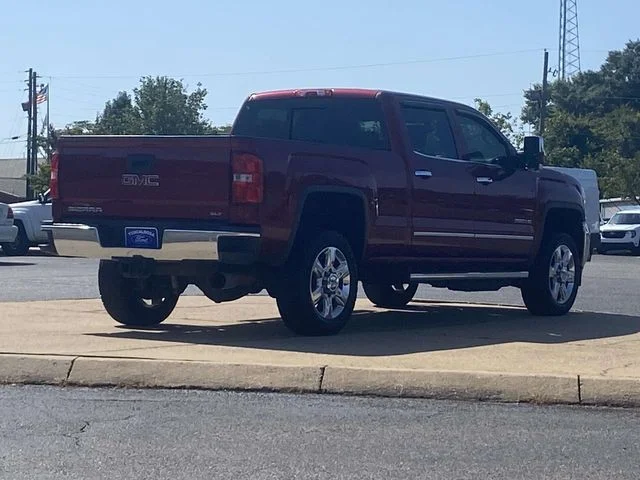 Used 2019 Red GMC SLT image 3