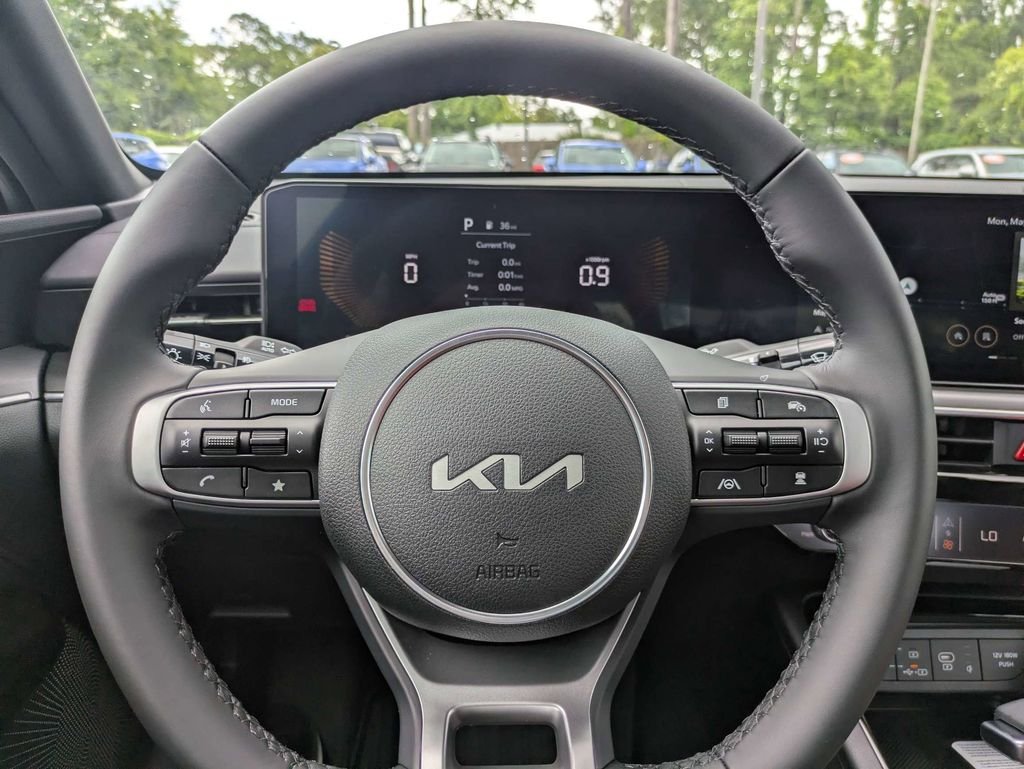 New 2026 Wolf Gray Kia GT-Line FWD image 27