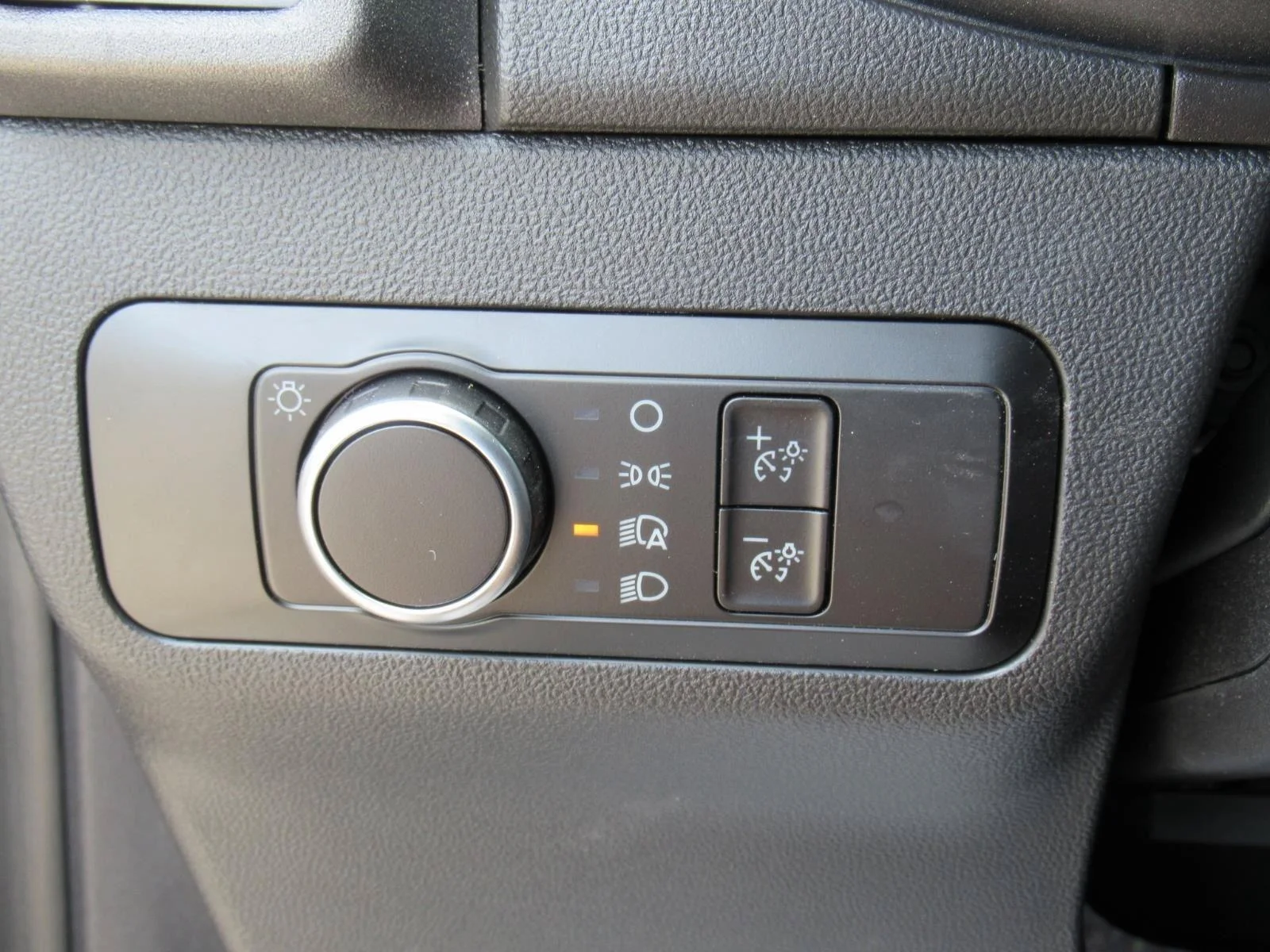 New 2026 Carbonized Gray Metallic Ford Big Bend® image 20