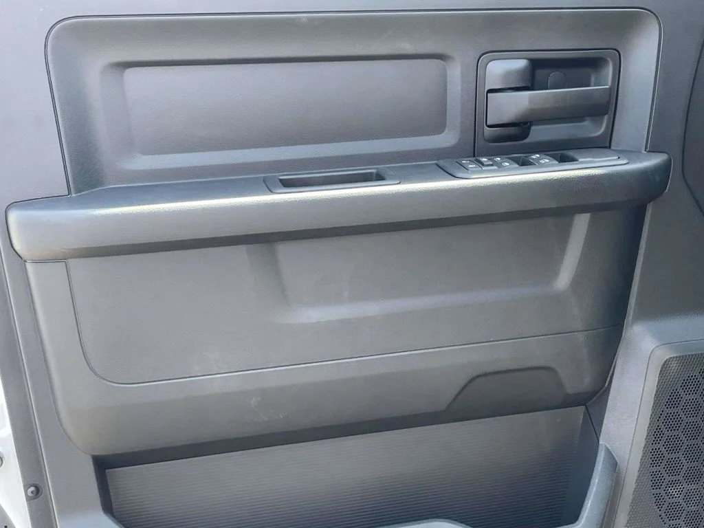 New 2026 Bright White Clearcoat RAM Tradesman image 23