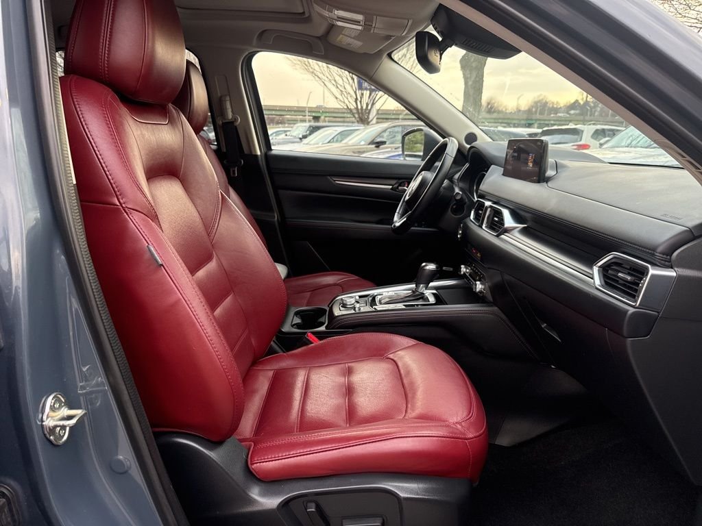 Used 2023 Gray Mazda 2.5 S Carbon Edition image 30