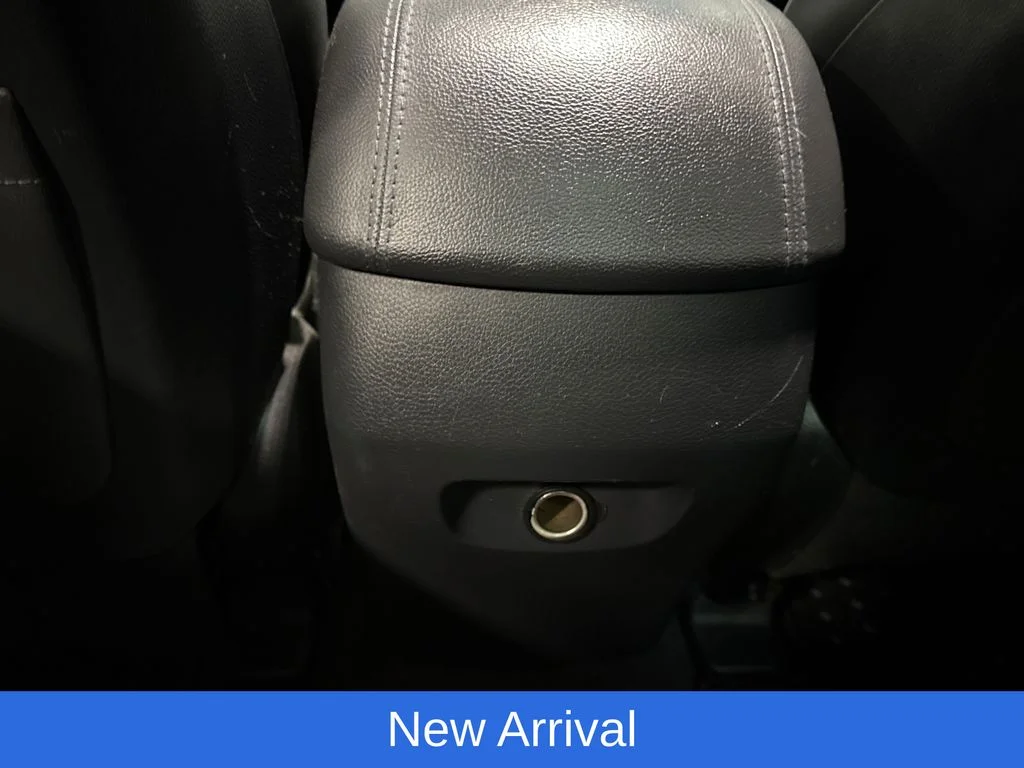 Used 2013 Silver Hyundai 2.0L Turbo image 11