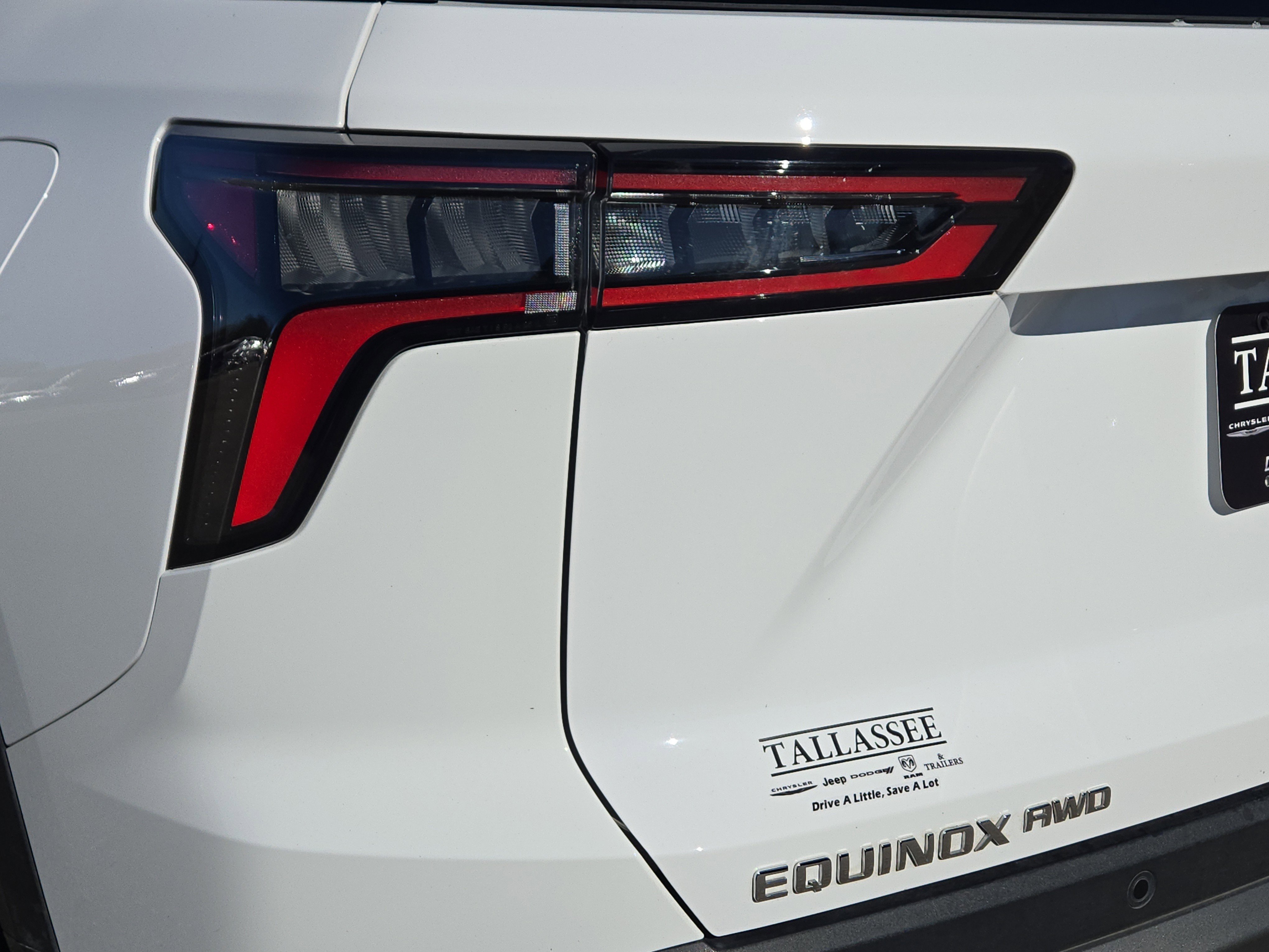 2025 Chevrolet Equinox LT - Photo 8