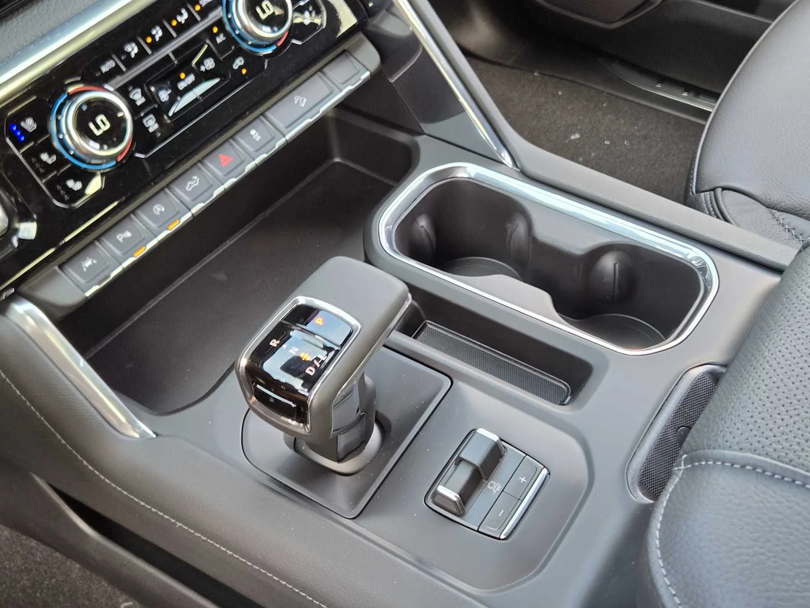 2026 GMC Sierra 1500 Denali - Photo 14