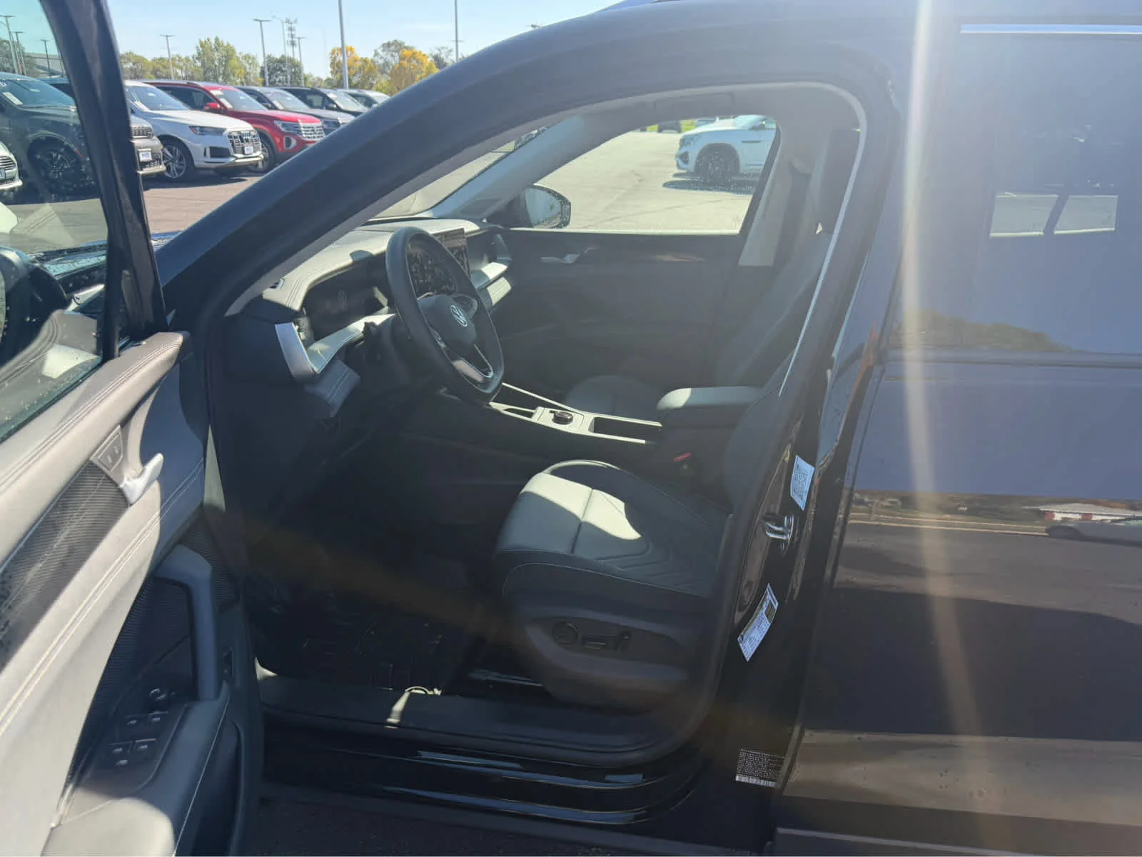 Certified Used 2026  Volkswagen SE image 3