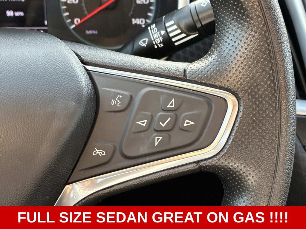 Used 2024 Gray Chevrolet LT image 25