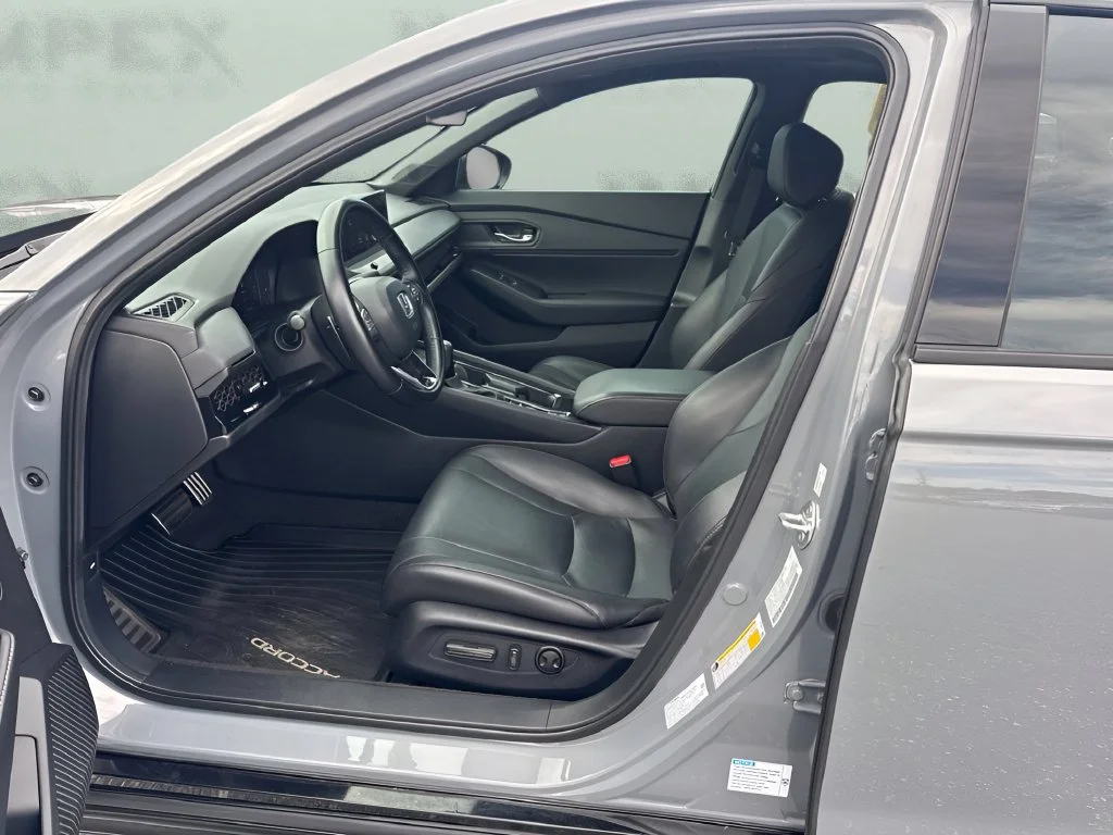 Used 2025 Gray Honda Sport-L image 9