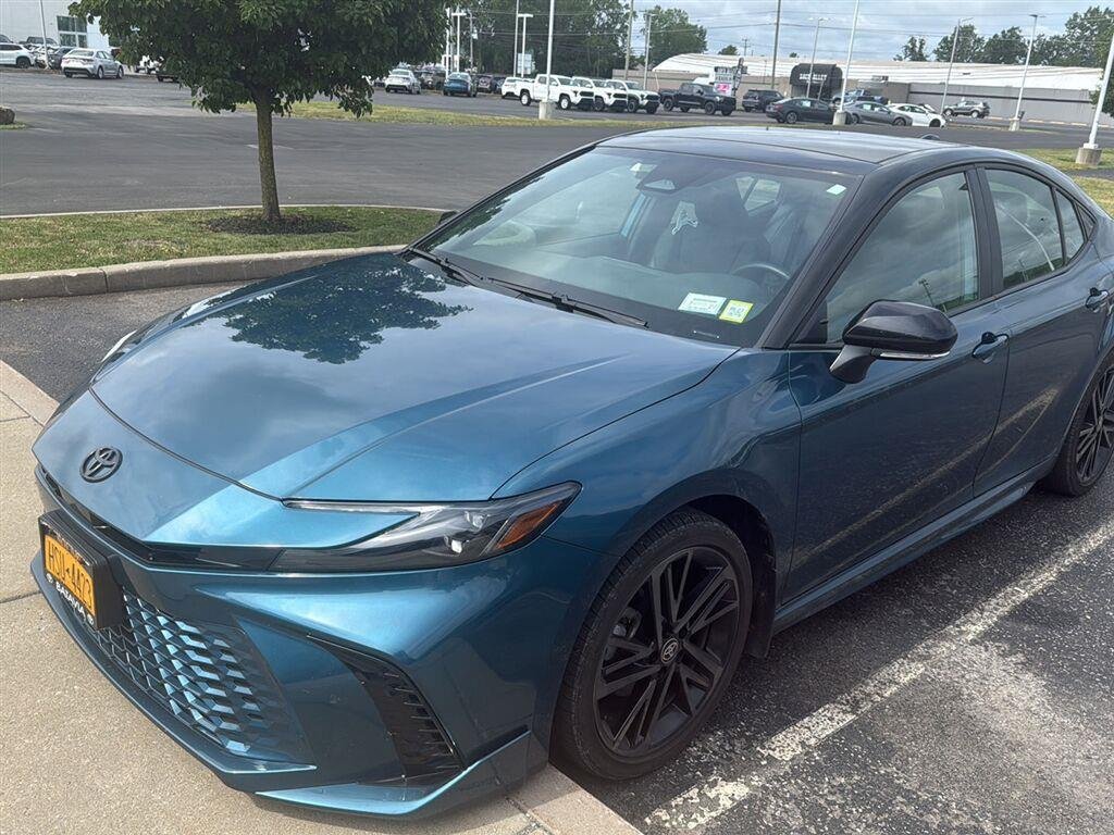 Certified Used 2025 Ocean Gem w/Midnight Black Metallic Roof Toyota XSE image 3