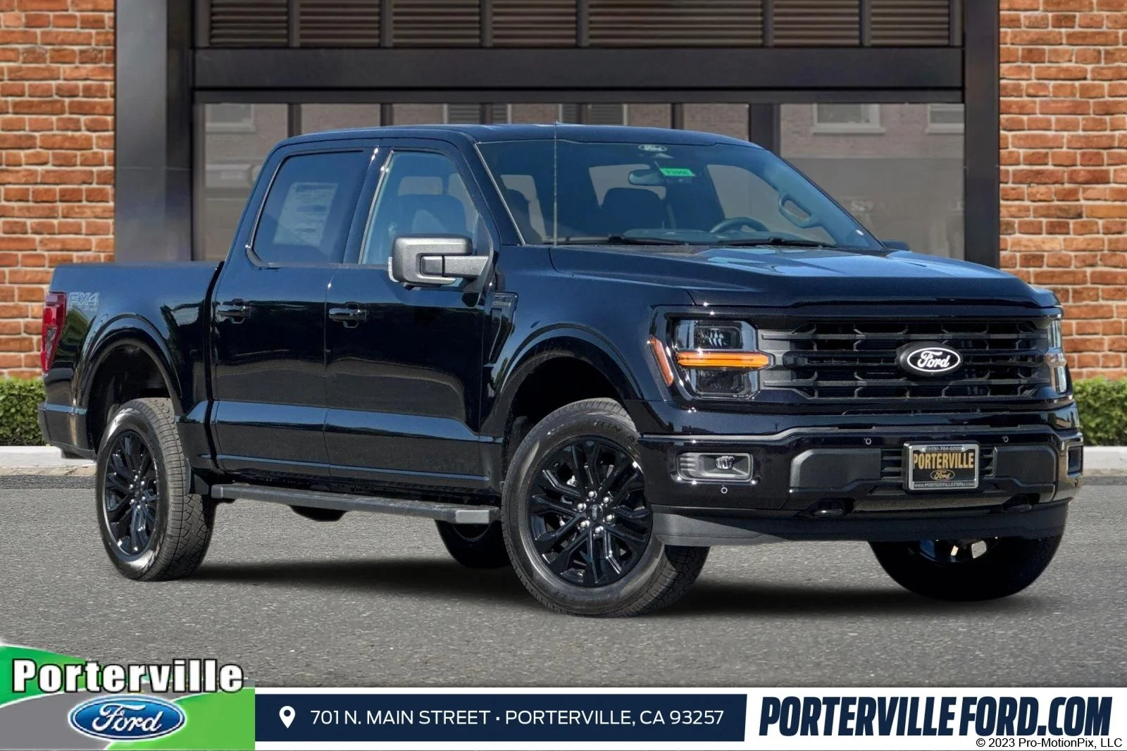 New 2026 Agate Black Metallic Ford XLT image 1