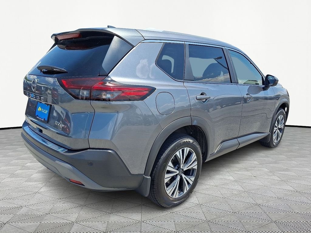 Used 2023 Gray Nissan SV image 7