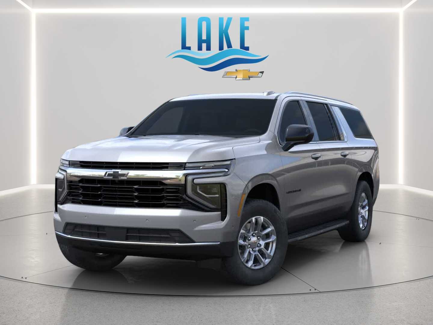 2026 Chevrolet Suburban LS - Photo 5